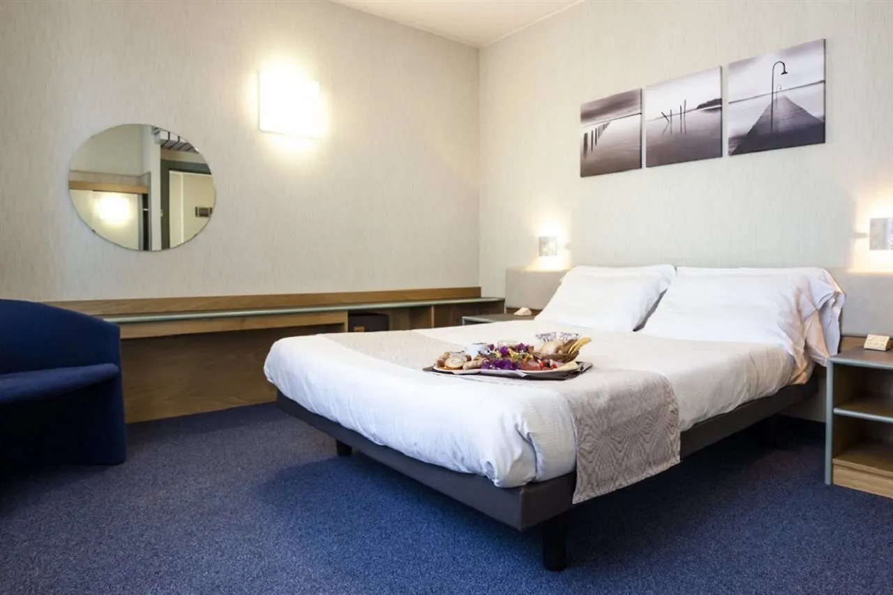 ***  Best Western Hotel Residence Italia Quartu SantʼElena Itália