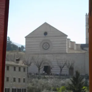 Veduta Santa Chiara Assisi