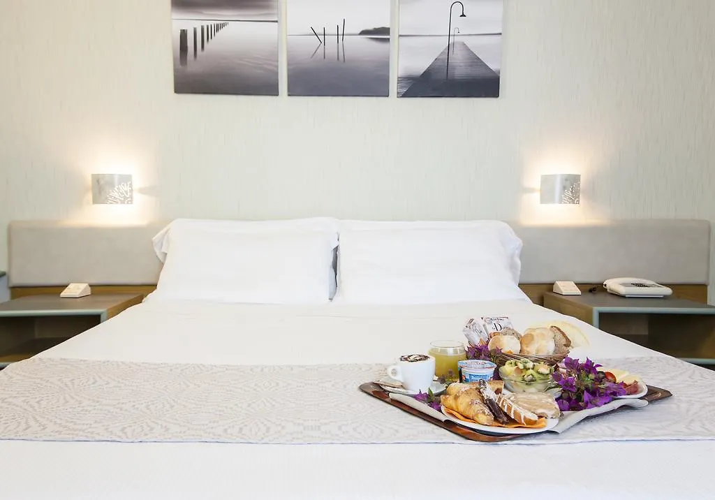 Quartu SantʼElena Best Western Hotel Residence Italia איטליה